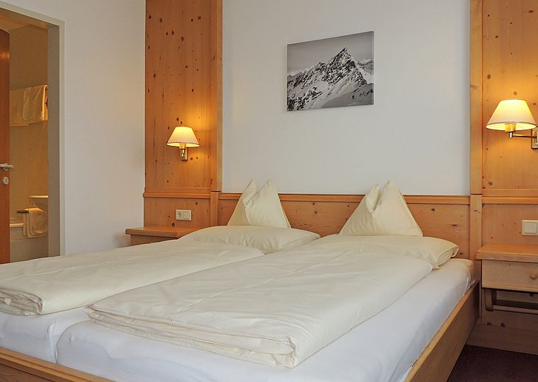 Standard Doppelzimmer Zirmkogel